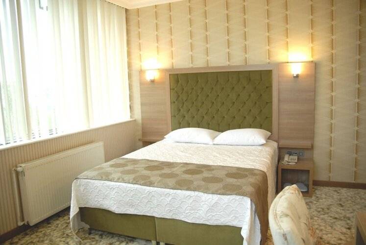 Lounge Boutique Hotel