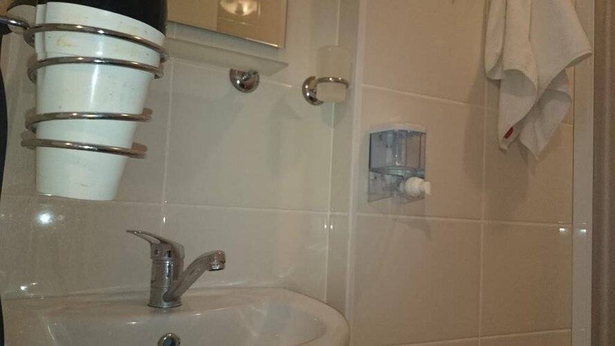Puffin Hostel