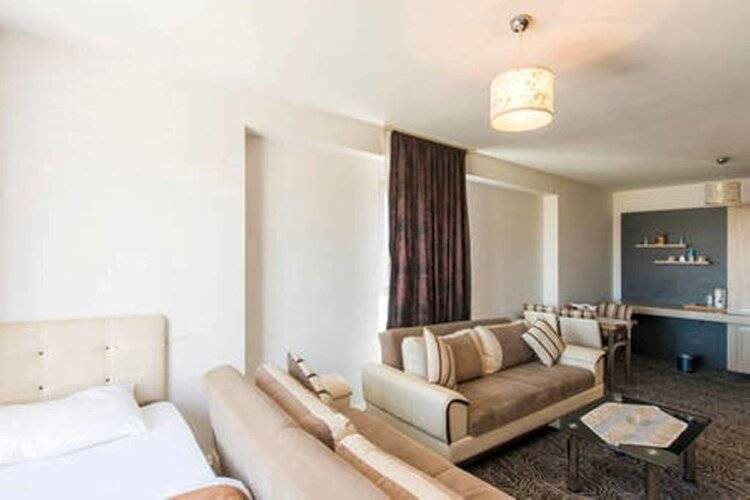 Rainbow Suite