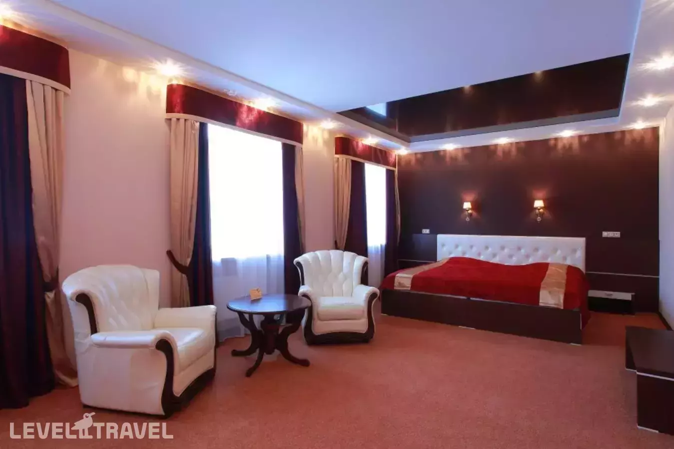 Отель Губернский