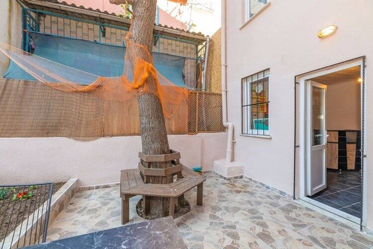 Taksim Wooden House Hostel
