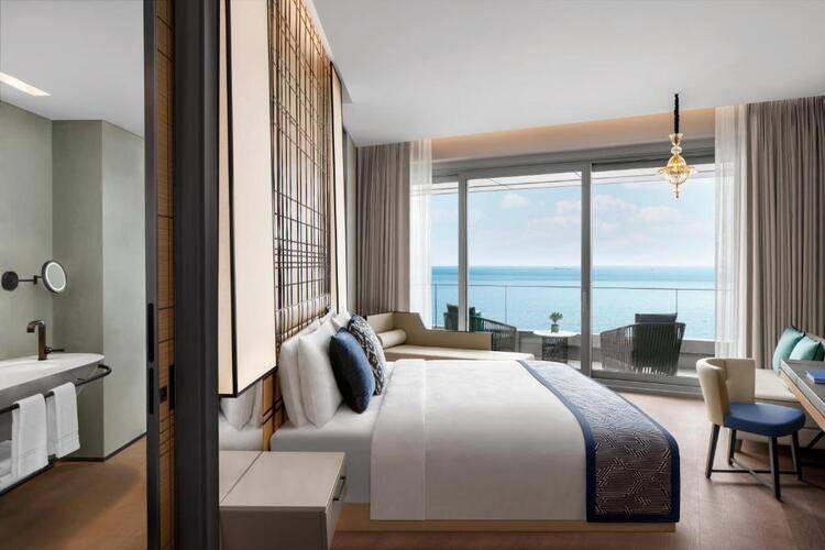 JW Marriott Hotel Istanbul Marmara Sea