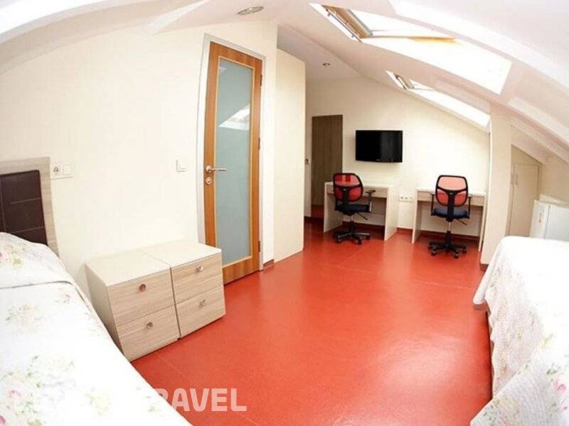 Фотография İkiz Palmiye Kiz Oğrenci Pansiyonu (Caters to Women)