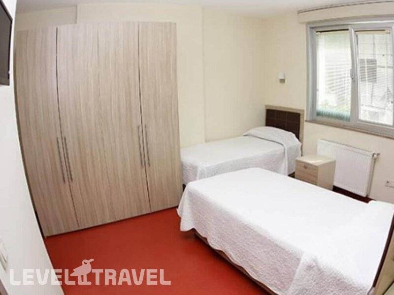 Фотография İkiz Palmiye Kiz Oğrenci Pansiyonu (Caters to Women)
