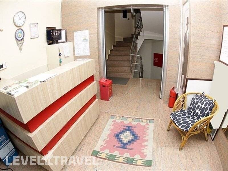 Фотография İkiz Palmiye Kiz Oğrenci Pansiyonu (Caters to Women)