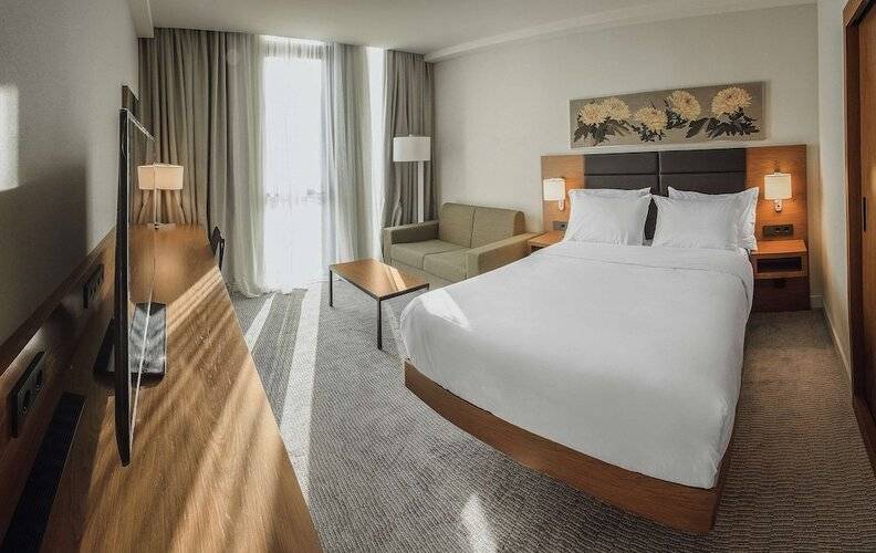 Hilton Garden Inn Тбилиси на Чавчавадзе