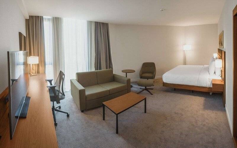 Hilton Garden Inn Тбилиси на Чавчавадзе