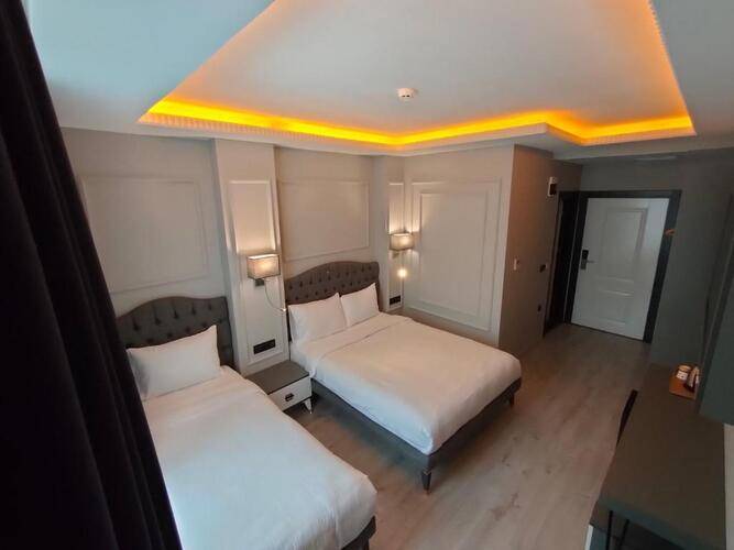 Loft Airport