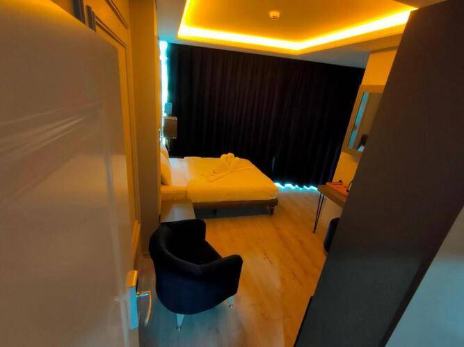 Loft Airport