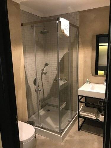 Orya Hotel