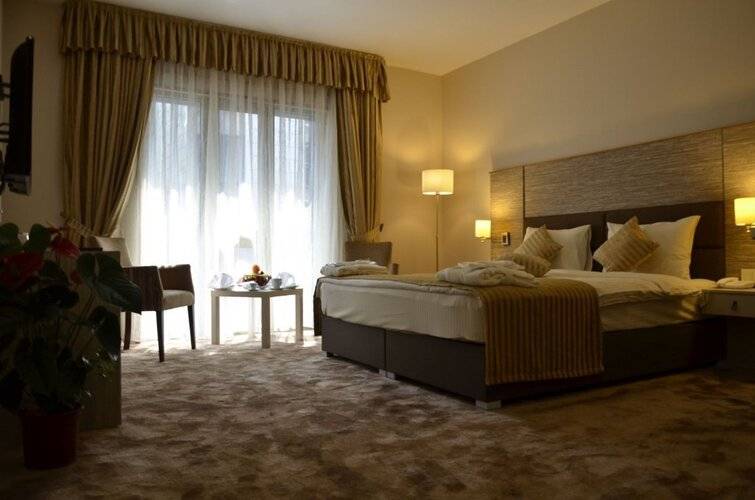 Orya Hotel
