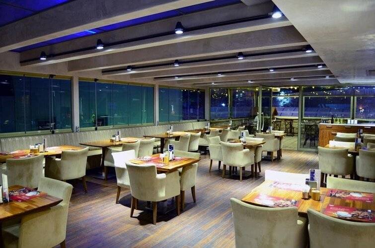 Orya Hotel