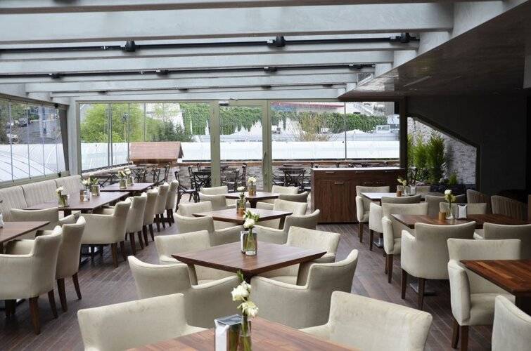 Orya Hotel