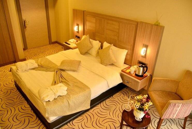 Orya Hotel