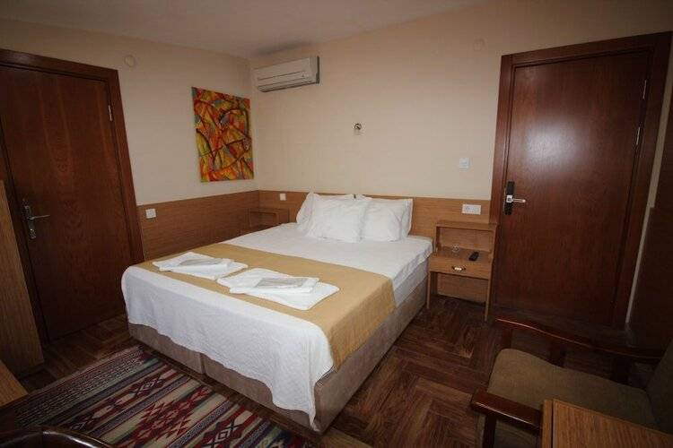 Kadikoy Otel Konak