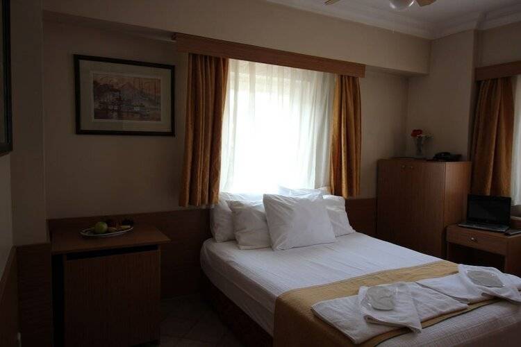 Kadikoy Otel Konak