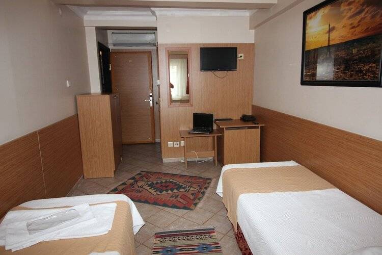 Kadikoy Otel Konak