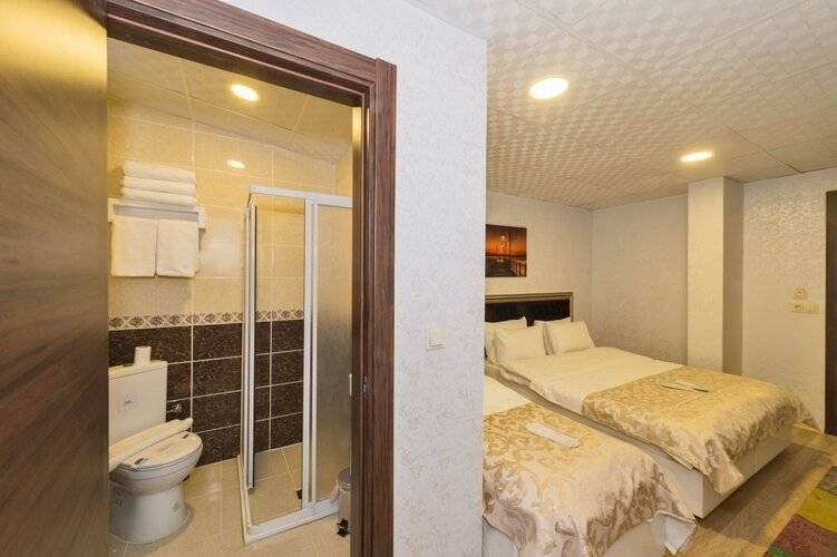 Paradise Airport Hotel