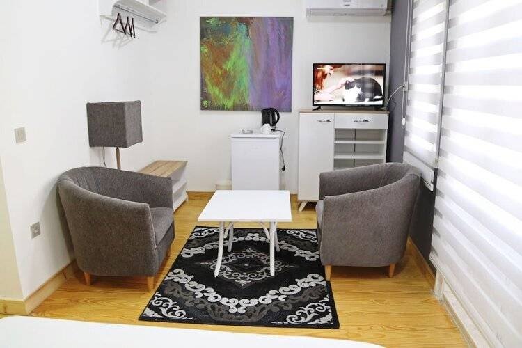 Puhu Otel