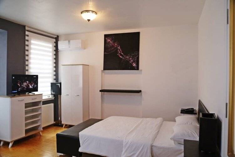 Puhu Otel