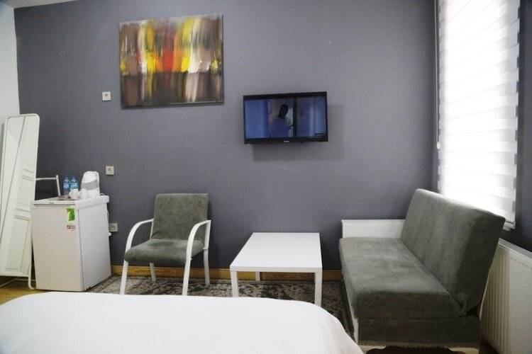 Puhu Otel