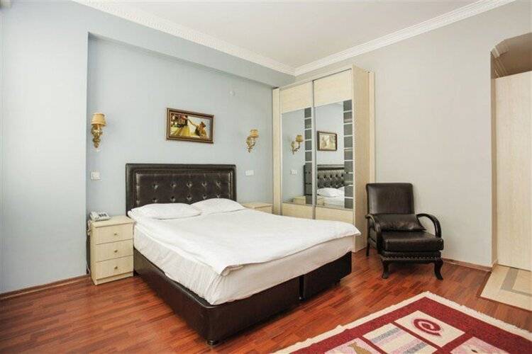 Sheriff Royal Suite