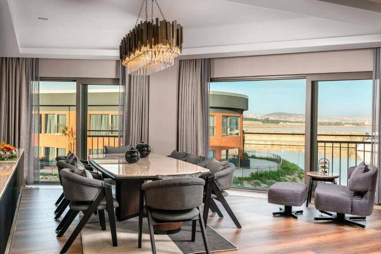 Crowne Plaza Istanbul Tuzla Viaport Marina