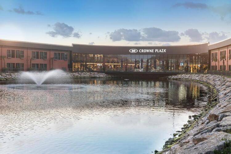 Crowne Plaza Istanbul Tuzla Viaport Marina