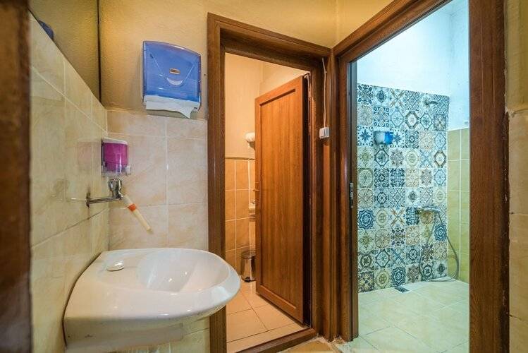 Yeni Hotel