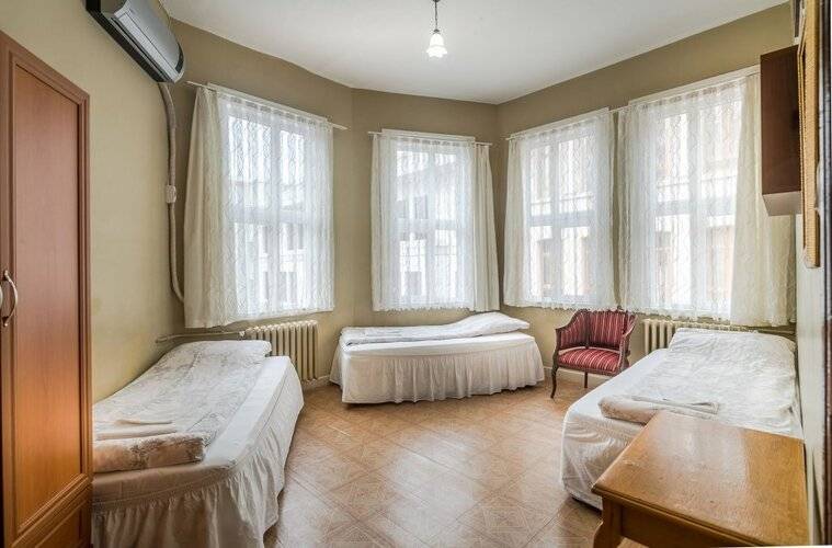 Yeni Hotel