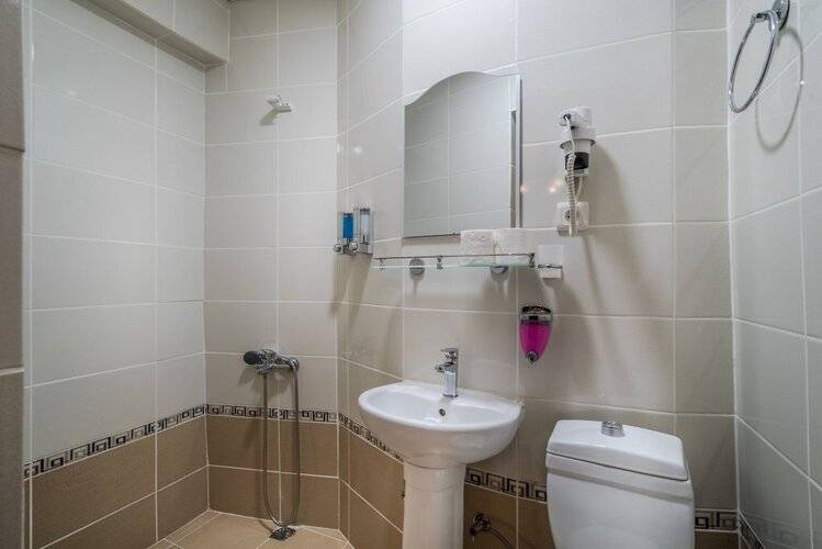 Yeni Hotel