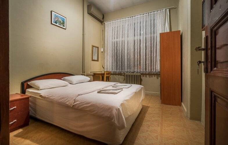 Yeni Hotel