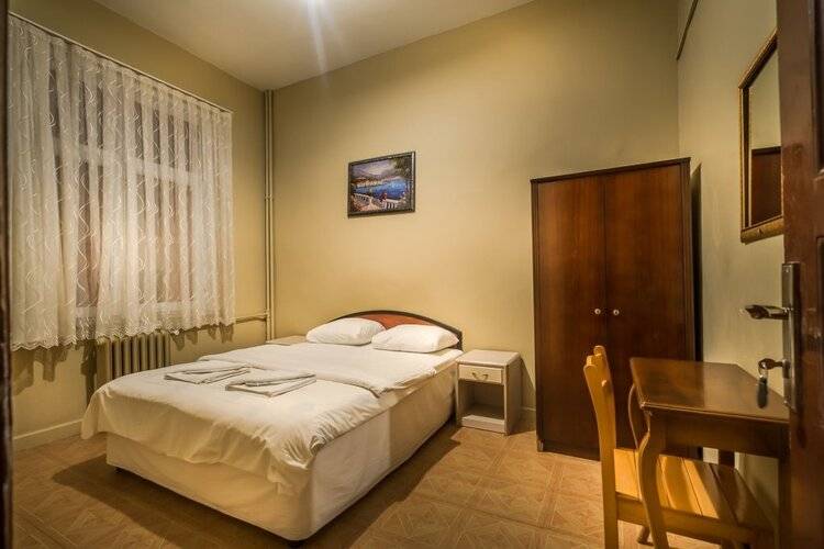 Yeni Hotel