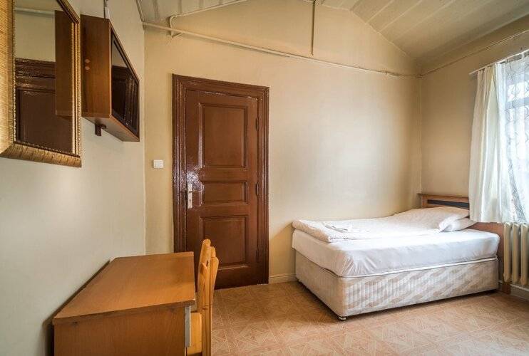 Yeni Hotel