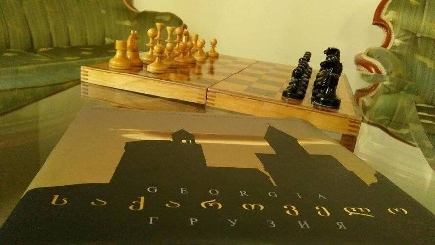 Lucky Hotel And Hostels