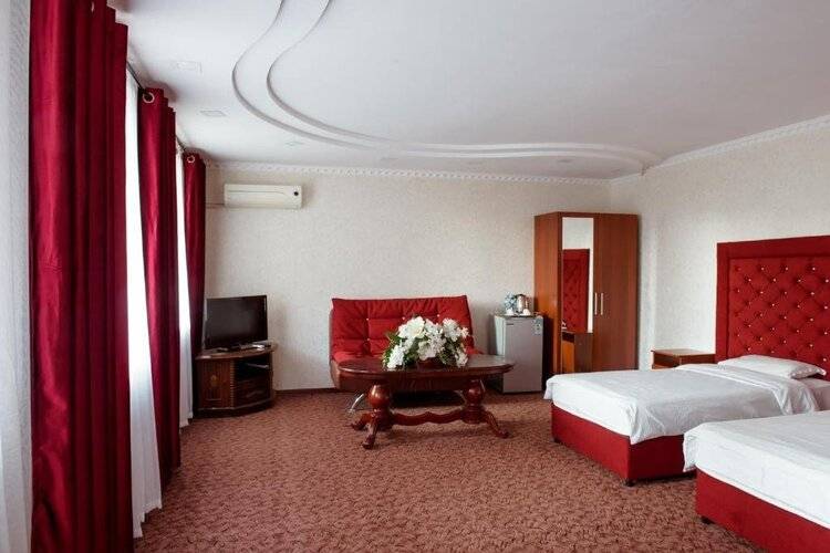 Grand Hotel