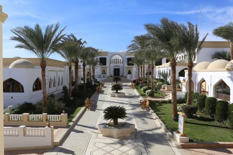 Club Reef Resort