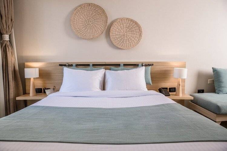 Redcon Suites