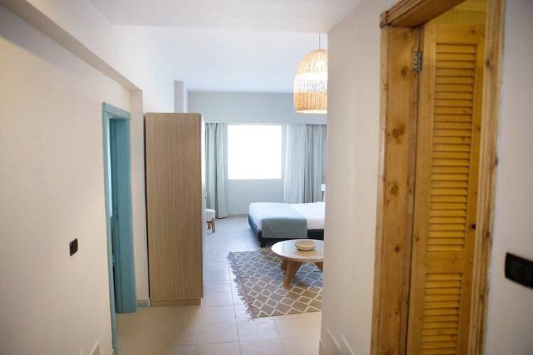 Redcon Suites