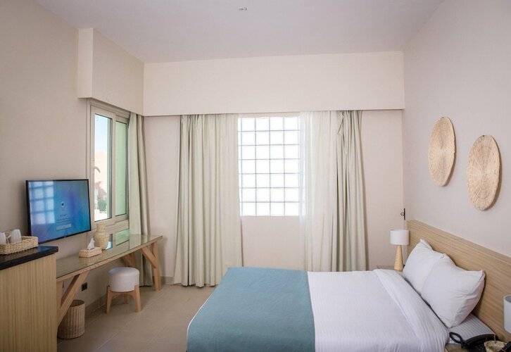Redcon Suites