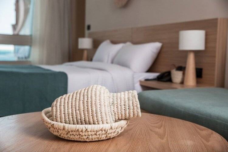 Redcon Suites