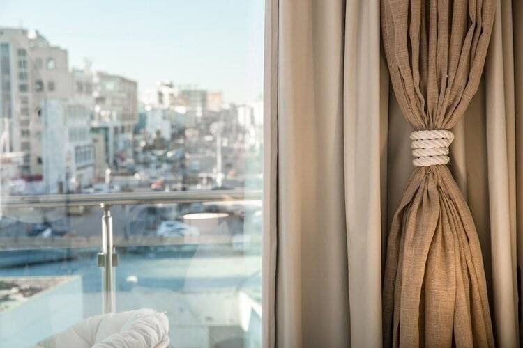 Redcon Suites