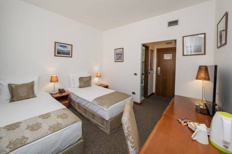 Garni Hotel Le Petit Piaf