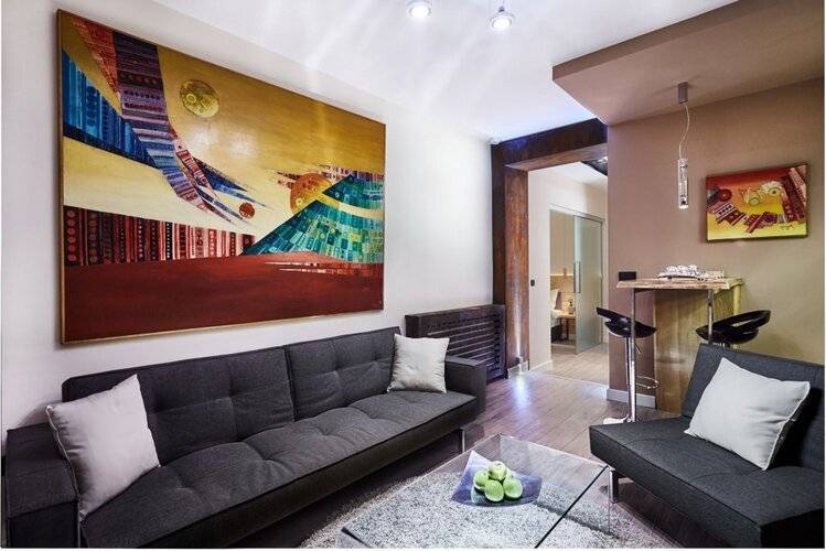 One Luxury Suites