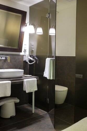 4rooms 4u