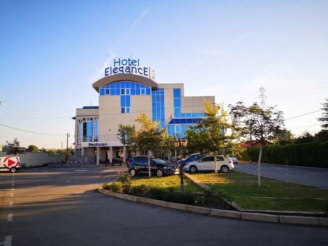 Elegance Hotel