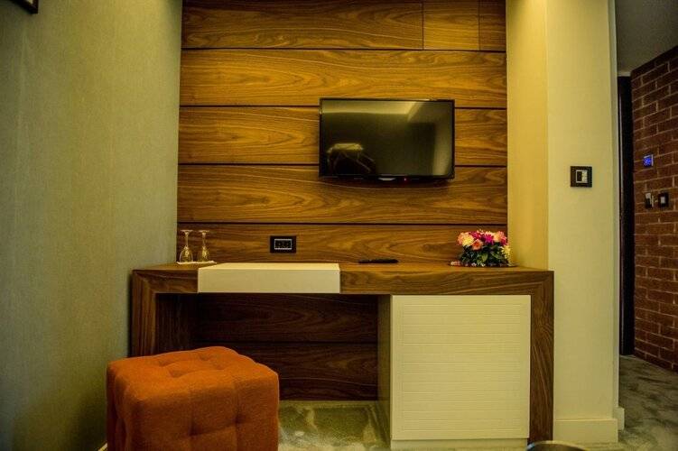 Hotel Hedonic