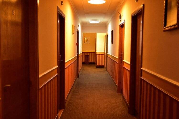 Hotel Lav