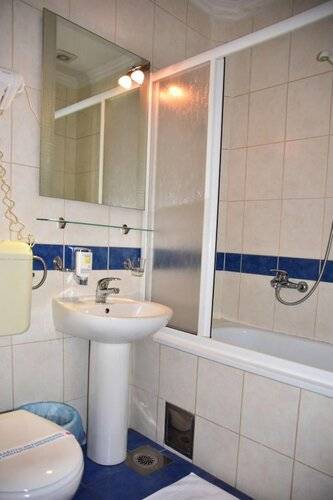 Hotel Lav