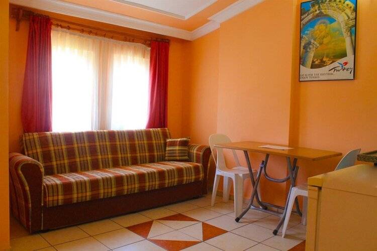 Carmina Hotel
